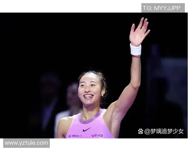 从校园少女到绿茵场上的璀璨明星她的足球梦想照亮了人生旅程 从校园少女到绿茵场上的璀璨明星她的足球梦想照亮了人生旅程