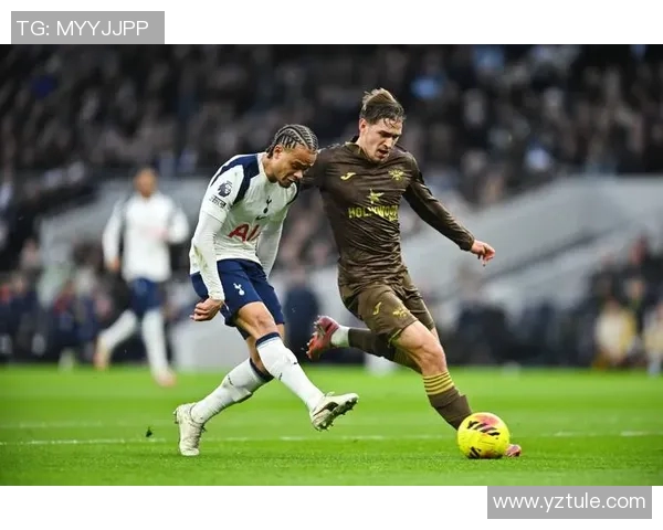 布伦特福德主场迎战女王巡游队全力争胜的精彩对决 布伦特福德主场迎战女王巡游队全力争胜的精彩对决